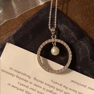 Vantel Pearls Necklace